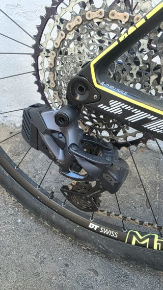 Stevens Sonora ES Carbono SRAM GX AXS