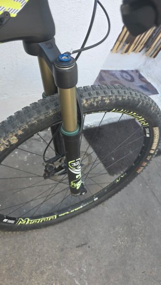 Stevens Sonora ES Carbono SRAM GX AXS