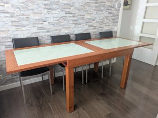 Mesa de comedor con 6 sillas