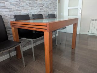 Mesa de comedor con 6 sillas