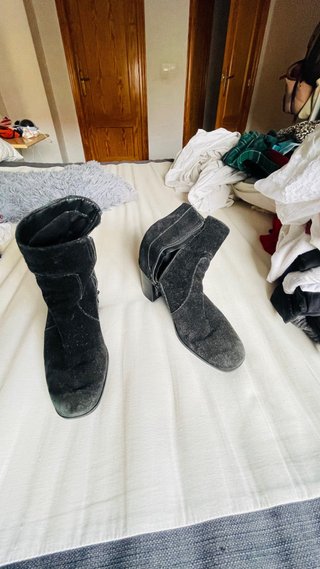 Zapatos negros mujer con pedrería