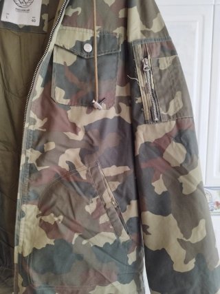 Chaqueta militar camuflaje