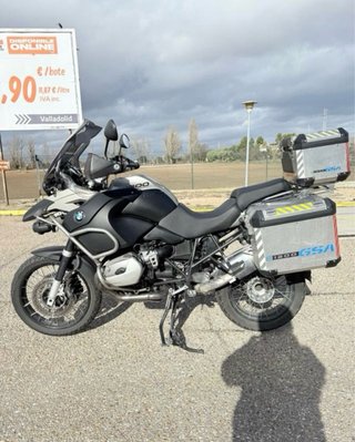 BMW R1200GS Adventure.