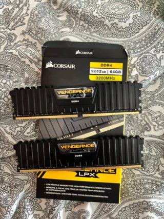 Memoria RAM DDR4 Corsair 64GB
