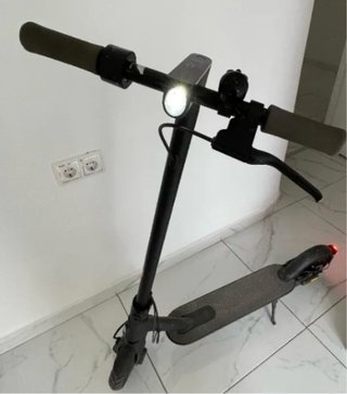 Xiaomi Mi Electric Scooter Essential