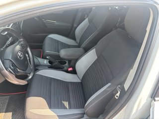 Toyota Auris 2015