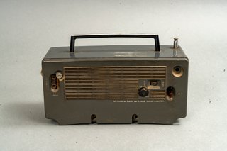 Radio Vanguard Atlas AM/FM Vintage