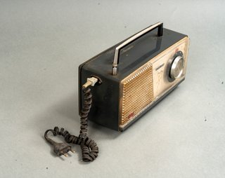 Radio Vanguard Atlas AM/FM Vintage