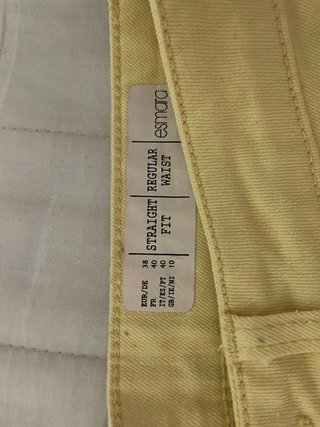 Pantalones cortos amarillos mujer