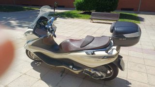 Piaggio X10 500cc Maxi Scooter Beige