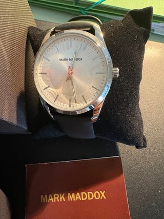 Reloj Mark Maddox Negro y Plateado
