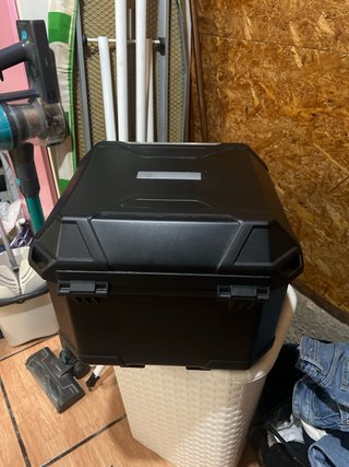 Baúl GIVI 40L con estructura como nuevo