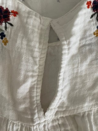 Zara Camisa Blanca Bordada Flores
