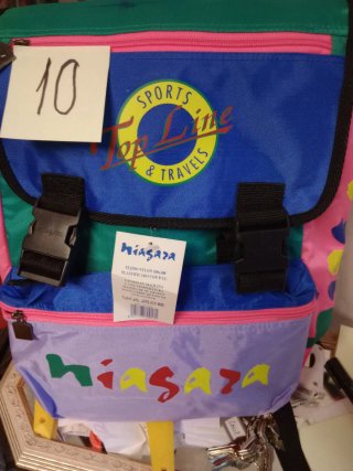 Mochila Niagara Negra y Roja Años 80 hay más