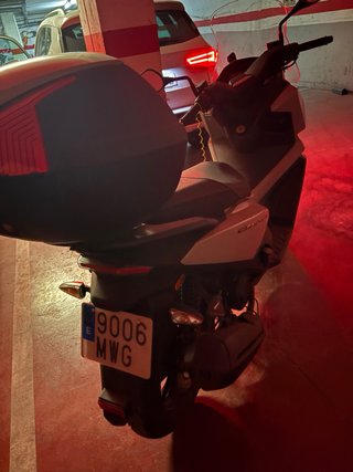 Kymco SkyTown 125cc Maxi Scooter