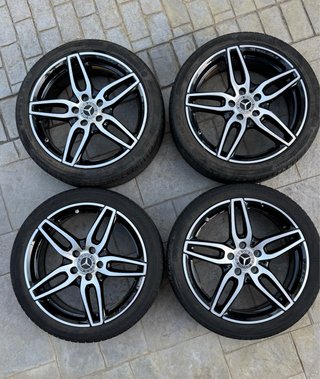 Llantas Mercedes AMG 18 Plugadas
