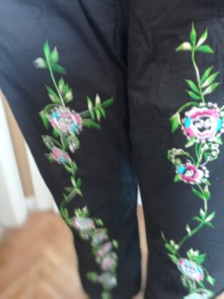 Pantalón Almatriche bordado
