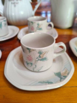 Juego de café de porcelana