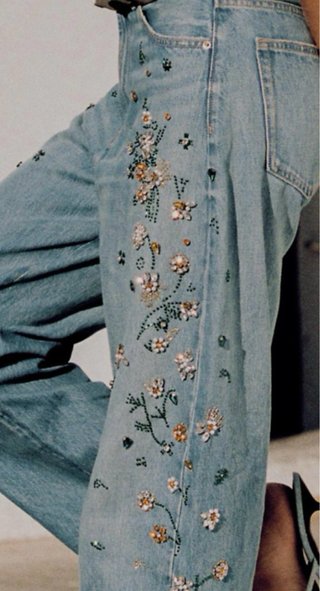 Pantalón Zara bordado flores T.32