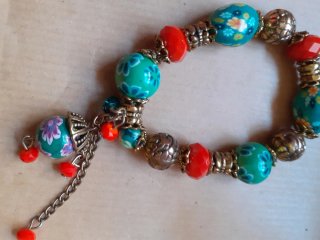 Bracciale elastico con perline