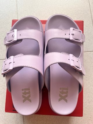 Sandalias XTI Mujer Moradas