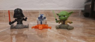 Figuras Star Wars Darth Vader, Yoda, R2-D2