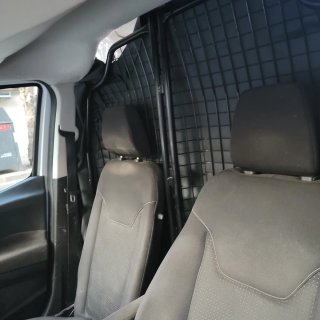 Ford Transit Courier 2021