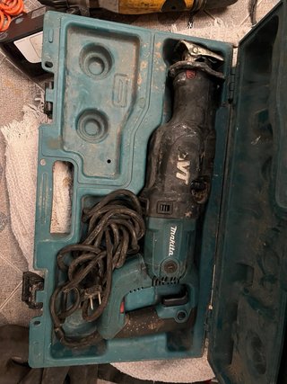 Maletín Makita cortador