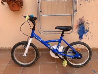 Bicicleta infantil azul BTWIN