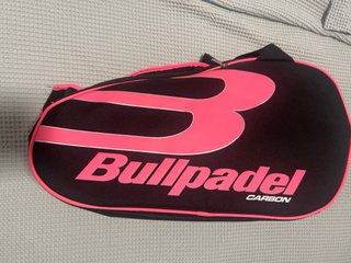 Paletero Bullpadel Rosa