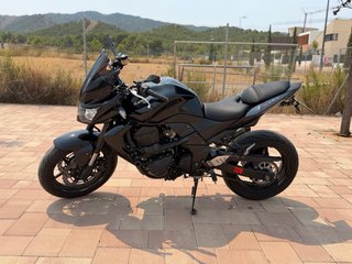 Kawasaki Z750 Naked Negra 2012