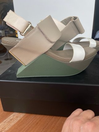 Sandalias United Nude Beige y Blanco