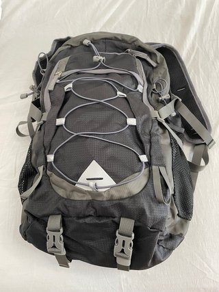Mochila de montaña 40L sin estrenar