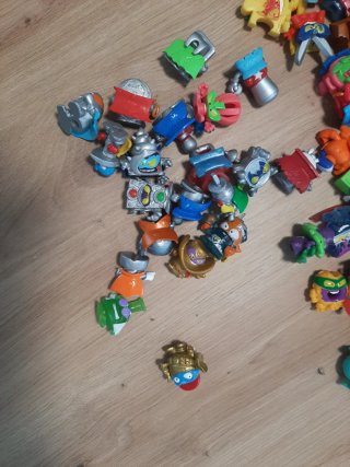Colección Superthings