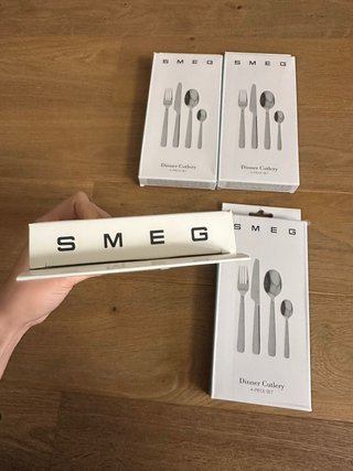 Pack 4 Juegos de Cubiertos SMEG nuevos