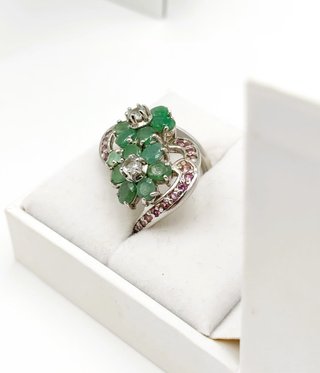Anillo Plata Esmeraldas y Granates Naturales