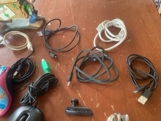 Lotto Accessori Elettronici