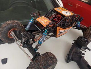 Coche RC Crawler 1/10 con Mando FS-GT5