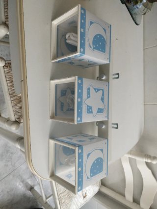 Lámpara infantil de pared