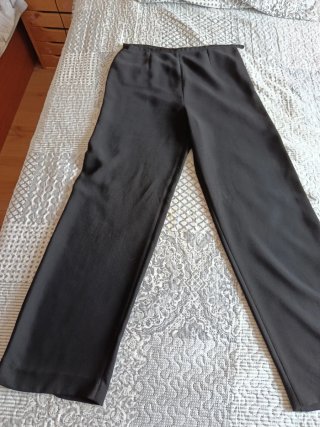 Traje pantalón y americana negro