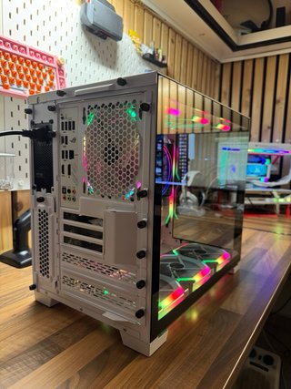 PC Gaming Premium Lian Li O11 Mini sin GPU