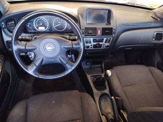 Nissan Almera 2005