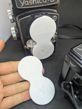 Bay 1 Tlr lens cap (Yashica, Rollei etc)