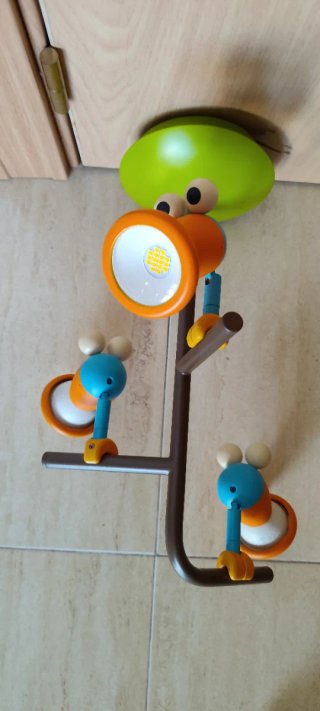 Lámpara infantil divertida