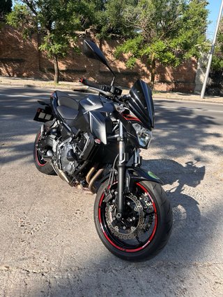 Moto Kawasaki Z650 ABS