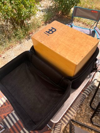Cajón flamenco Meinl con funda Meinl