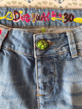 Pantalón corto vaquero Desigual mujer