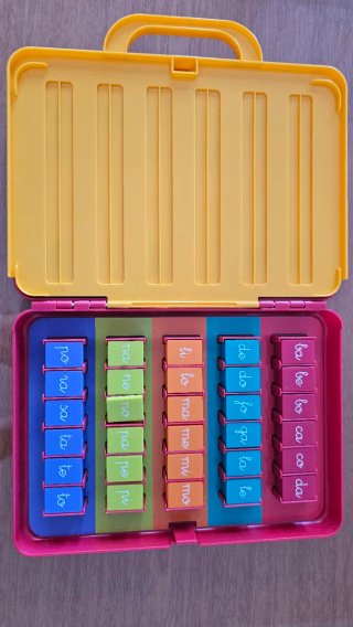 Juego didáctico de sílabas de Diset