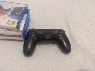 Consola PS4 Sony Negra