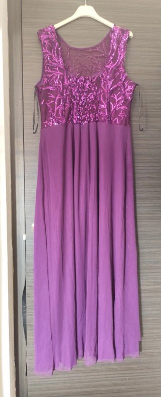 Vestido de fiesta morado / lentejuela talla XL 48